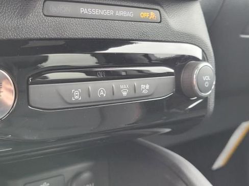 New 2025 Ford Escape ST-Line w/ Tech Pack #1 image 31