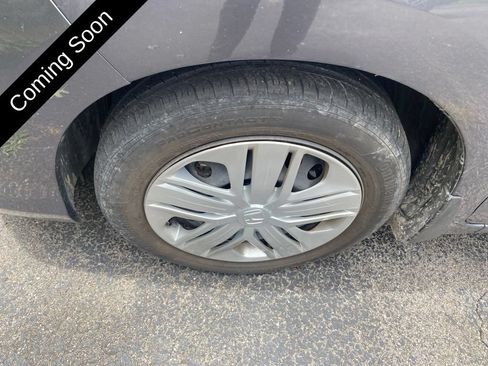 Used 2018 Honda Fit LX image 7