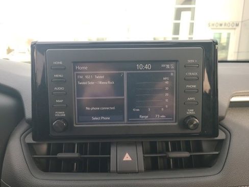 Used 2019 Toyota RAV4 XLE image 28