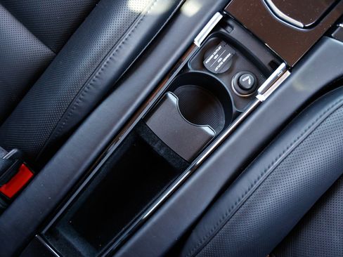 Used 2016 Porsche Panamera S image 46