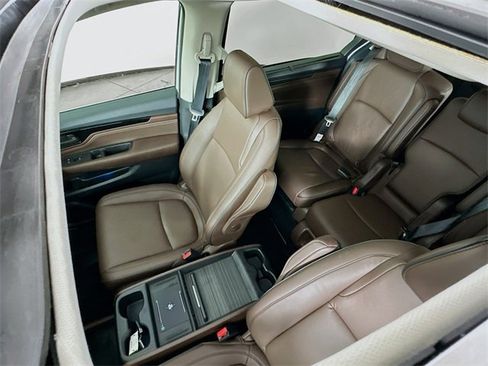 Certified 2026 Honda Odyssey Touring image 9