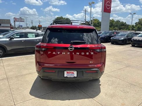 Used 2022 Nissan Pathfinder SV w/ Cargo Package FWD image 6