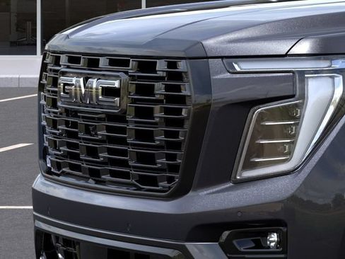 Used 2026 GMC Yukon Denali Ultimate AWD/4WD image 13