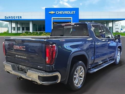 Used 2021 GMC Sierra 1500 SLT w/ SLT Premium Plus Package image 4