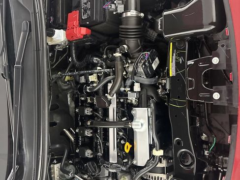 Used 2025 Nissan Versa SR w/ Trunk Package FWD image 32