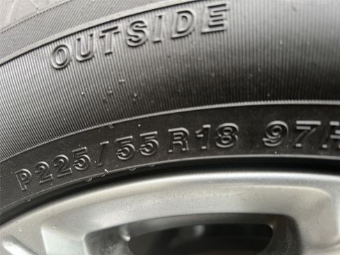 Used 2016 Subaru Forester 2.5i Touring w/ Eyesight & Navigation System image 30