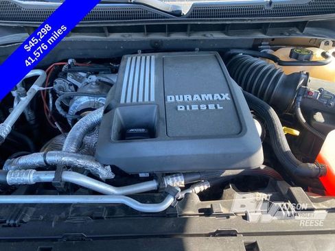 Used 2023 Chevrolet Silverado 1500 LT Trail Boss w/ Protection Package image 14