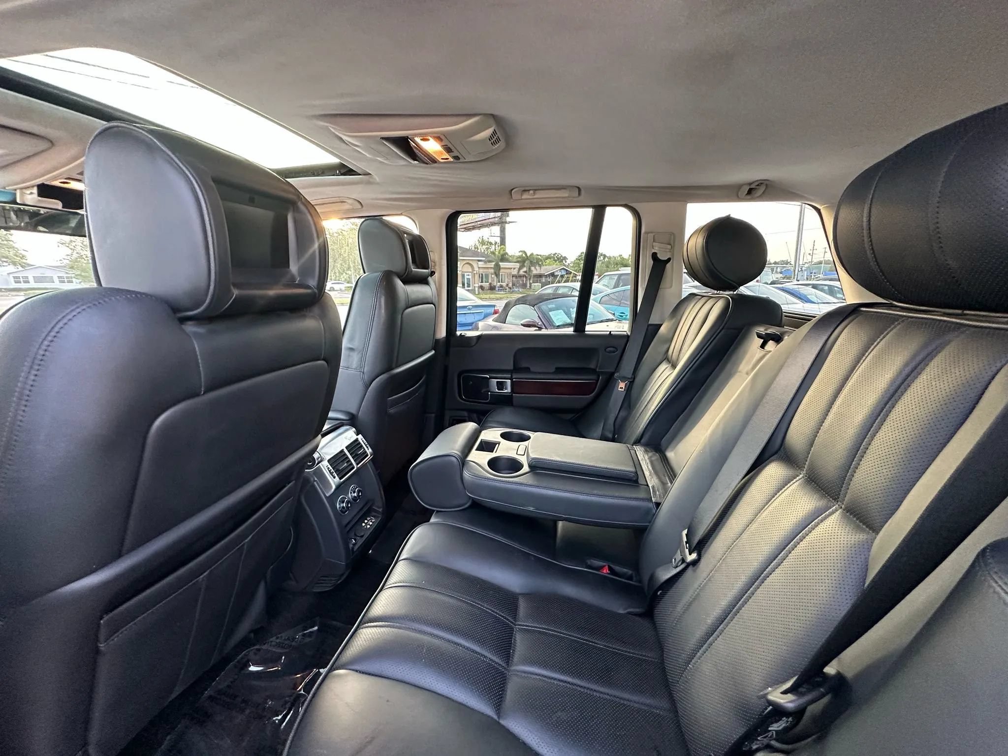 Used 2008 Land Rover Range Rover Supercharged AWD/4WD image 13