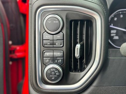 Used 2021 GMC Sierra 1500 Elevation w/ Preferred Package AWD/4WD image 20