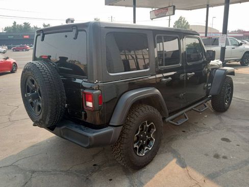 Used 2018 Jeep Wrangler Unlimited Sport AWD/4WD image 6