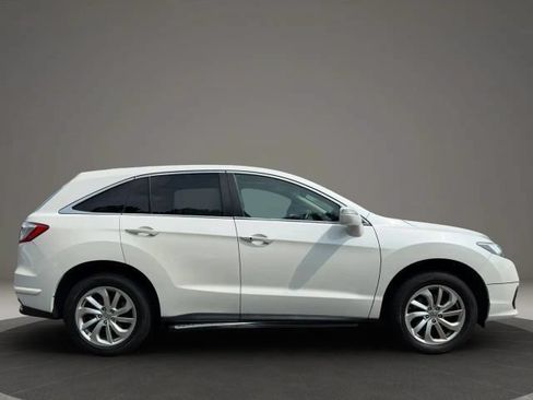 Used 2016 Acura RDX AWD w/ Technology Package image 4