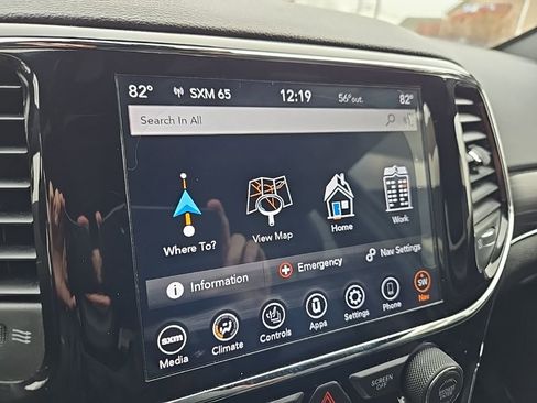 Used 2020 Jeep Grand Cherokee Limited image 32