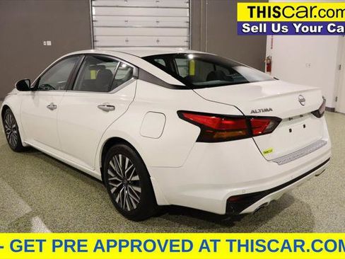 Used 2023 Nissan Altima 2.5 SV w/ SV Premium Package image 5