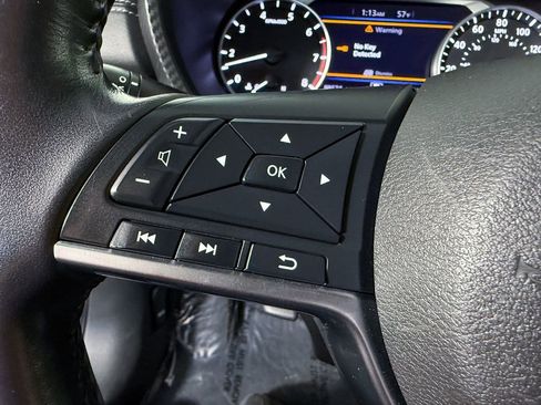 Used 2020 Nissan Sentra SV image 25