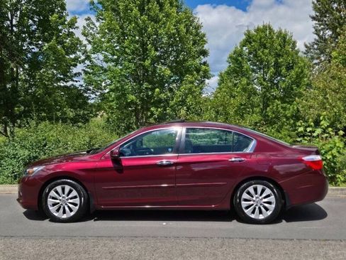 Used 2015 Honda Accord EX image 8
