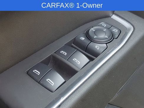 Used 2025 GMC Sierra 1500 SLT image 12