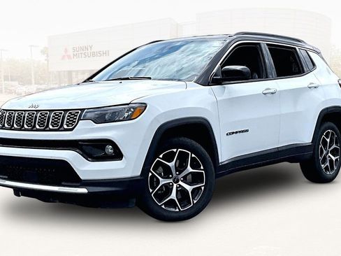 Used 2025 Jeep Compass Limited AWD/4WD image 1