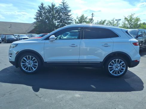 Used 2017 Lincoln MKC Reserve FWD image 4
