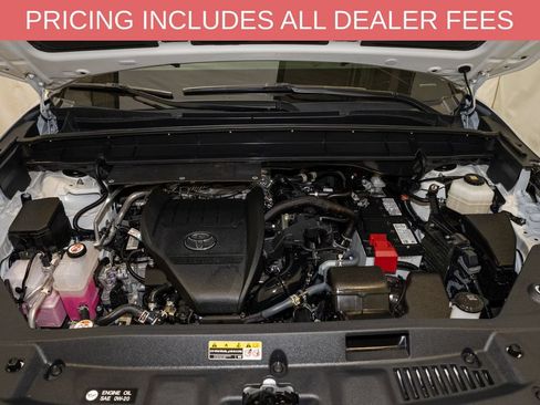 Certified 2025 Toyota Highlander LE AWD/4WD image 20