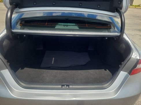 Used 2023 Toyota Camry SE FWD image 9