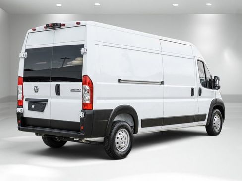 Used 2023 RAM ProMaster 2500 FWD image 6
