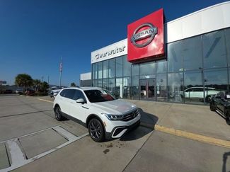 Used 2023 Volkswagen Tiguan SE video 1