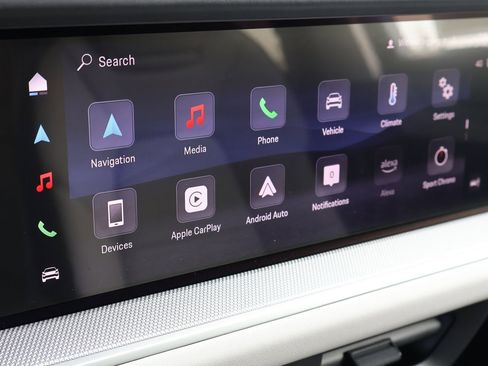 New 2026 Porsche Cayenne image 17