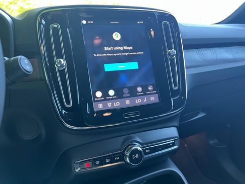Certified 2023 Volvo XC40 Recharge Ultimate AWD/4WD image 15