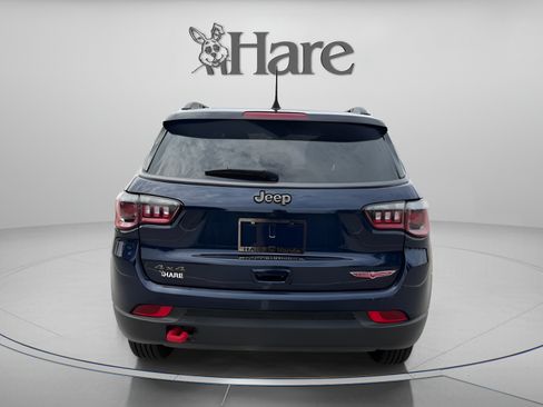 Used 2018 Jeep Compass Trailhawk w/ Leather Interior Group AWD/4WD image 4