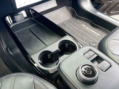 Certified 2022 Ford Mustang Mach-E Premium image 11