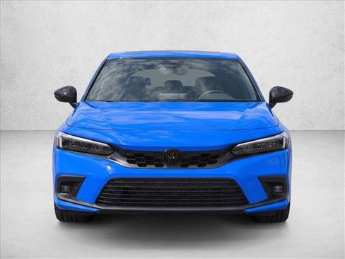 Used 2024 Honda Civic Sport Touring image 2