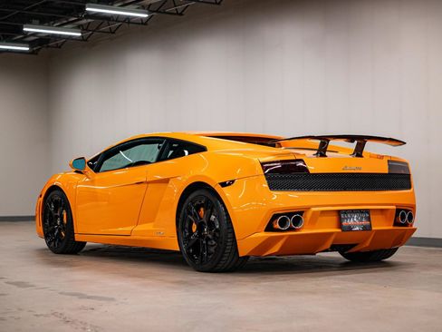 Used 2012 Lamborghini Gallardo LP 550-2 Bicolore RWD image 3