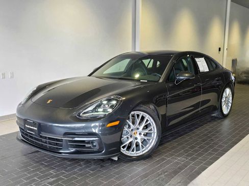 Used 2018 Porsche Panamera 4S AWD/4WD image 1