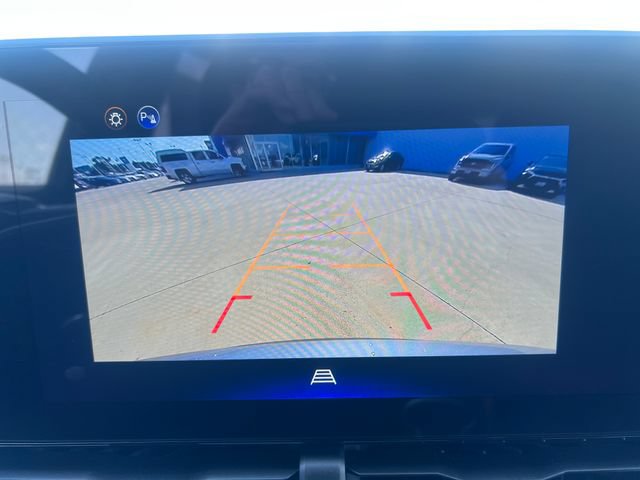 Used 2025 Chevrolet Equinox LT FWD image 21