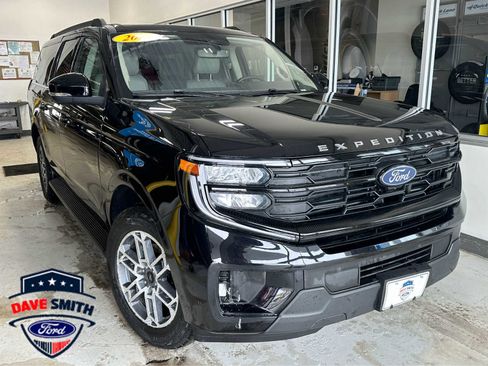 Used 2025 Ford Expedition Max Active image 1