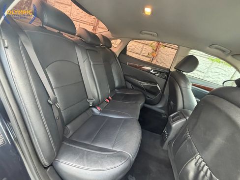 Used 2018 Kia Cadenza Premium image 36