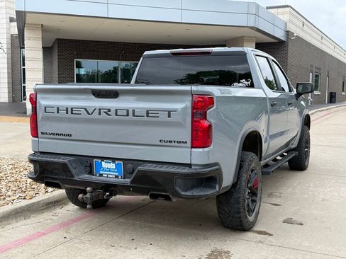 Used 2024 Chevrolet Silverado 1500 Custom Trail Boss w/ LPO, Dark Essentials Package image 6