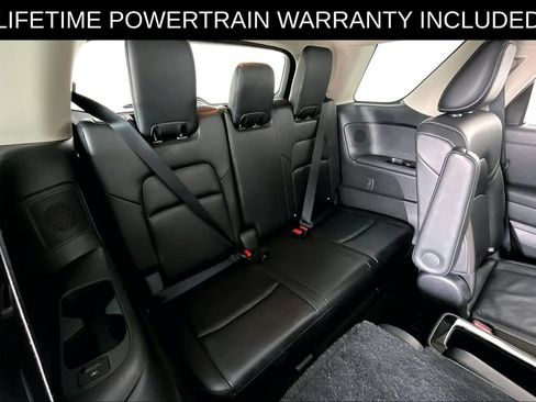 Used 2024 Nissan Pathfinder SL w/ SL Premium Package FWD image 36