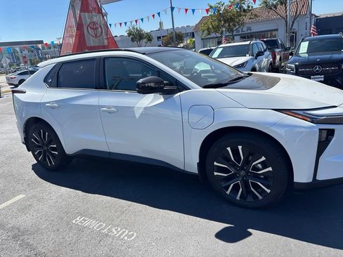 Used 2026 Toyota bZ AWD/4WD image 4
