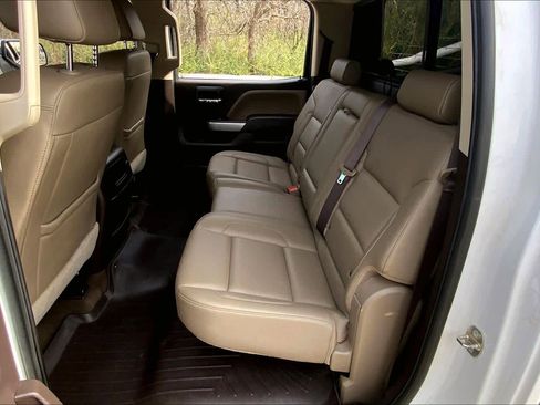 Used 2017 Chevrolet Silverado 1500 LTZ Z71 w/ LTZ Plus Package image 21