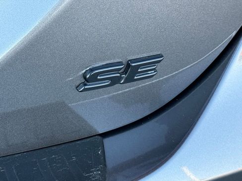 Certified 2021 Toyota Camry SE w/ Carpet Mat Package (TMS) image 14