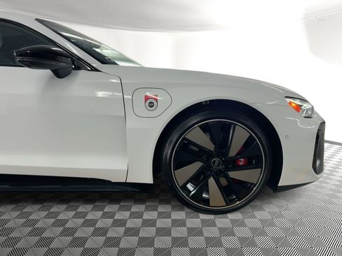 New 2026 Audi S e-tron GT Premium Plus image 12
