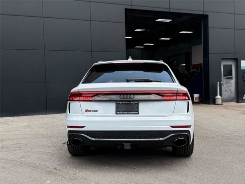Used 2022 Audi RS Q8 AWD/4WD image 5