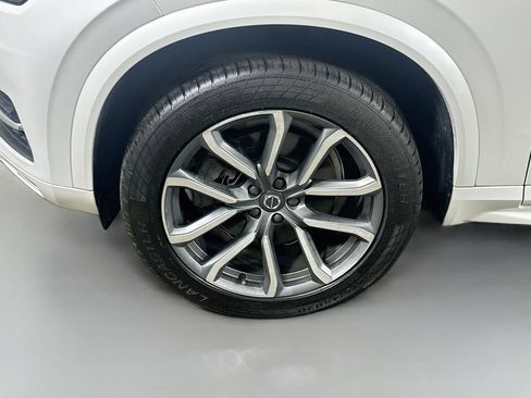 Used 2019 Volvo XC90 T6 Momentum w/ Protection Package Premier AWD/4WD image 8