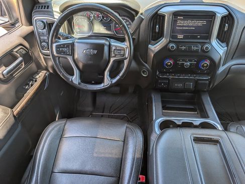 Used 2019 Chevrolet Silverado 1500 LT Trail Boss AWD/4WD image 4