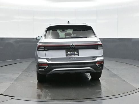 New 2026 Volkswagen Taos SE AWD/4WD image 6
