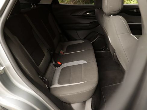 Used 2024 Chevrolet TrailBlazer LT AWD/4WD image 25