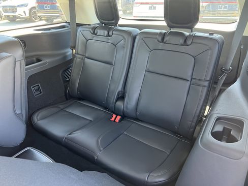 New 2025 Lincoln Aviator Reserve w/ Equipment Group 201A image 27