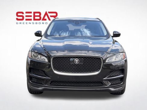 Used 2019 Jaguar F-PACE Prestige AWD/4WD image 2