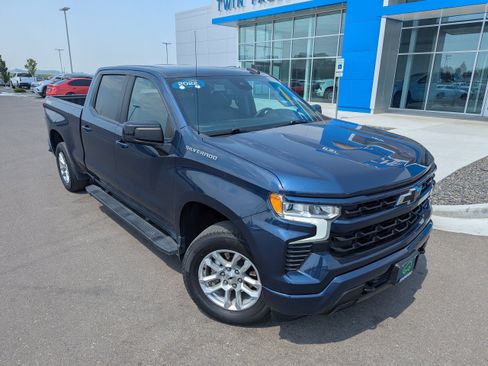 Certified 2022 Chevrolet Silverado 1500 RST w/ Convenience Package II AWD/4WD image 3